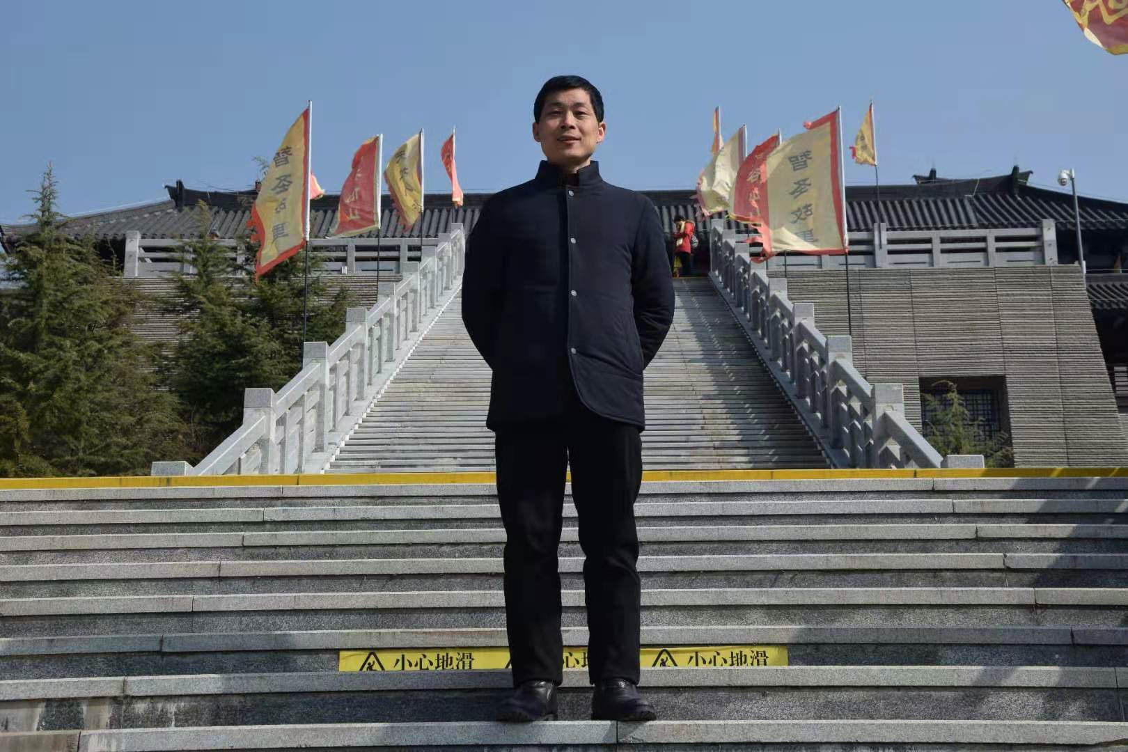 王信浦